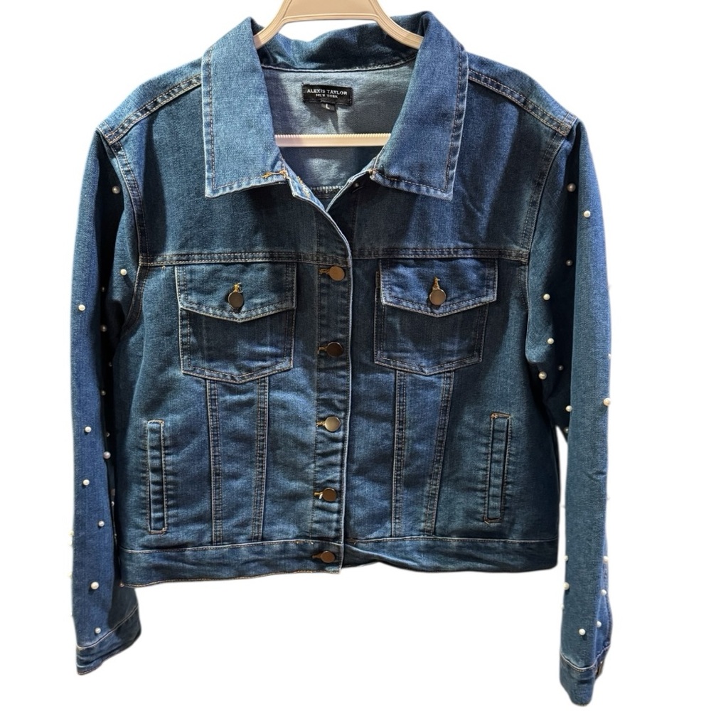 #330 Blue Jean Jacket Classic Denim Style